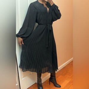 H&M Black Elegant Pleated Midi Dress with Waist Tie